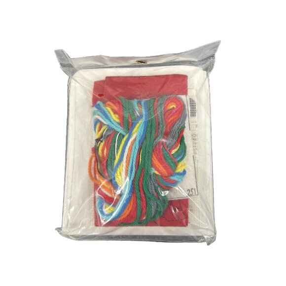 Dimensions Vintage 1984 Santa Switch Plate Cover 4.5" X 12" Plastic Point Kit - Picture 2 of 2